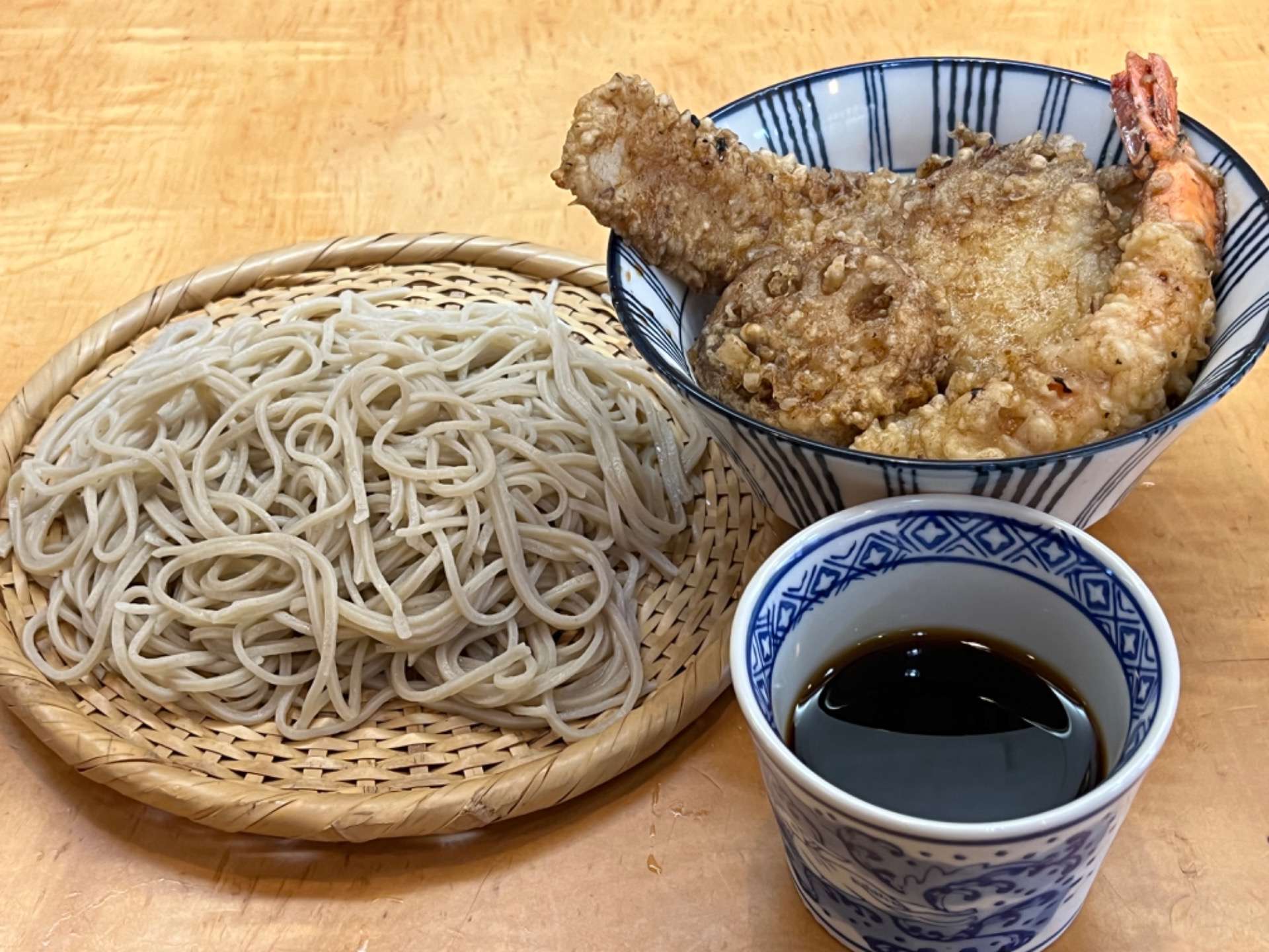 ミニ天丼セット(ミニ天丼、ミニせいろ)